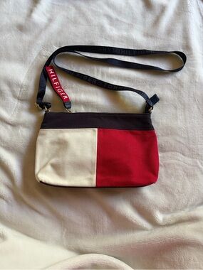 Tommy Hilfiger Red, Cream & Black Colorblock Crossbody